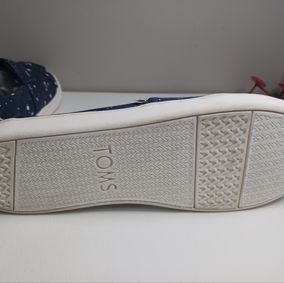 Women's shoes Toms Navy Moons and stars glow in the dark classic shoe, size 8, c - Picture 6 of 6